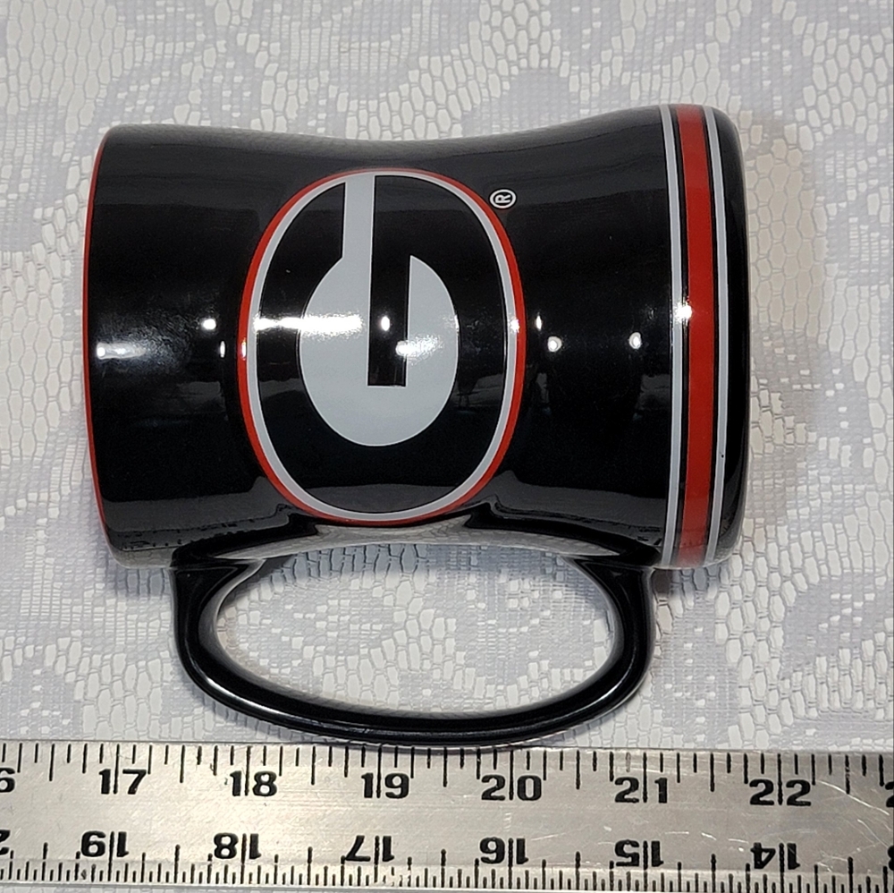 NCAA Georgia Bulldogs Black Red Embossed Cup 14oz Relief Coffee Mug Collectible - Picture 16 of 17